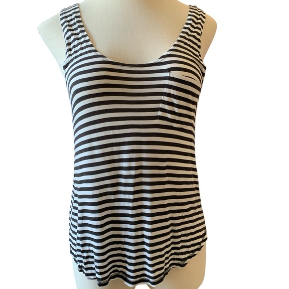 Volcom striped tank - Picture 3 of 9
